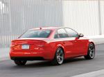 Audi A4 2.0T Quattro Titanium Package Sedan 2011 года (NA)